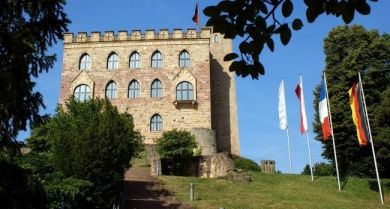 Hambacher Schloss Wiege der deutschen Demokratie