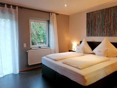Schiefer Zimmer
