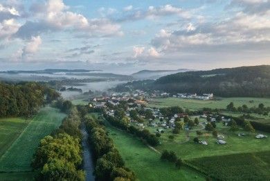 Camping Ourtalidyll direkt am Genzfluss Our (Luxemburg-Eifel)
