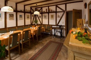 Pension und Weingut Schmitt-Rodermund