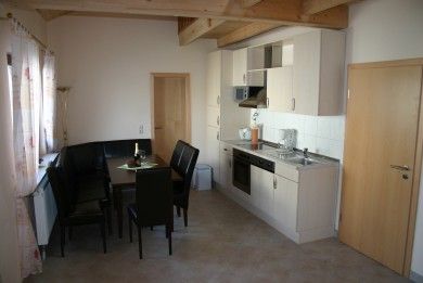 Küchen- und Eßbereich 