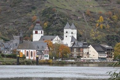 Die Stiftskirche St. Castor und das Stiftsmuseum