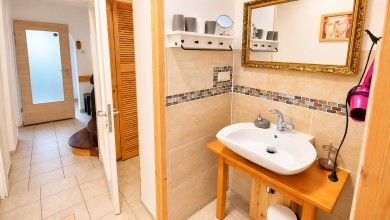 Villa Gast Salmagundi – Gruppenferienhaus am Mittelrhein für 14 Erwachsene + 2 Kinder