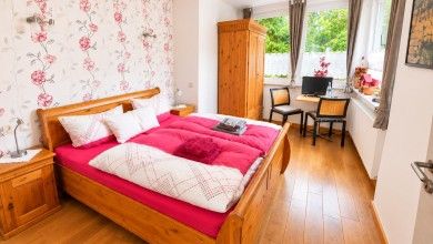Villa Gast Salmagundi – Gruppenferienhaus am Mittelrhein für 14 Erwachsene + 2 Kinder