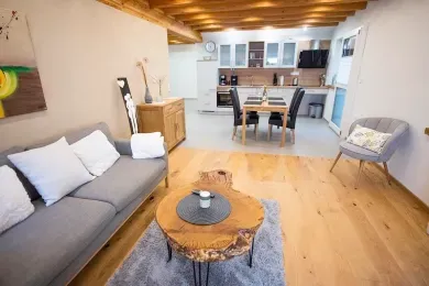 Ferienwohnungen und Gästezimmer Ehrhardt