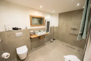 Ferienwohnungen und Gästezimmer Ehrhardt