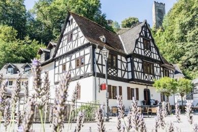 Landgasthof und Landhotel zur Burg Grenzau