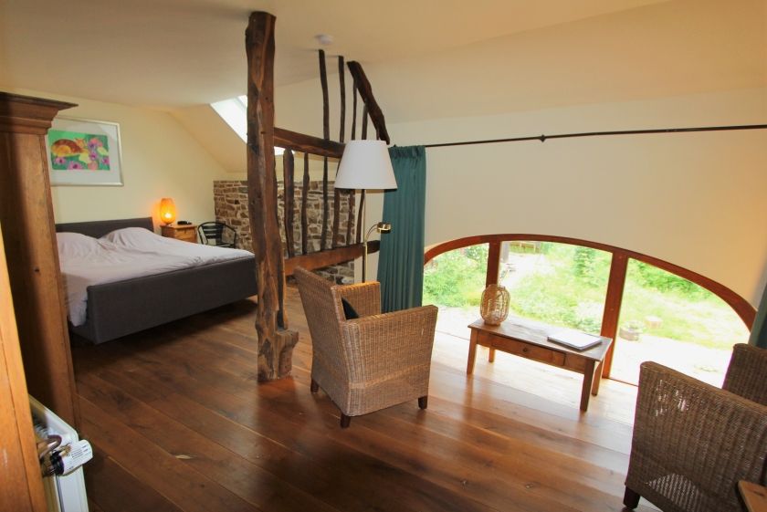 Übersicht Gelbes Zimmer