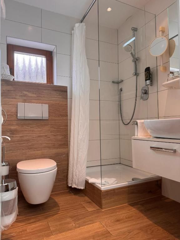 Verwöhnhotel Bastenhaus - Stollhof Hotel-Restaurant