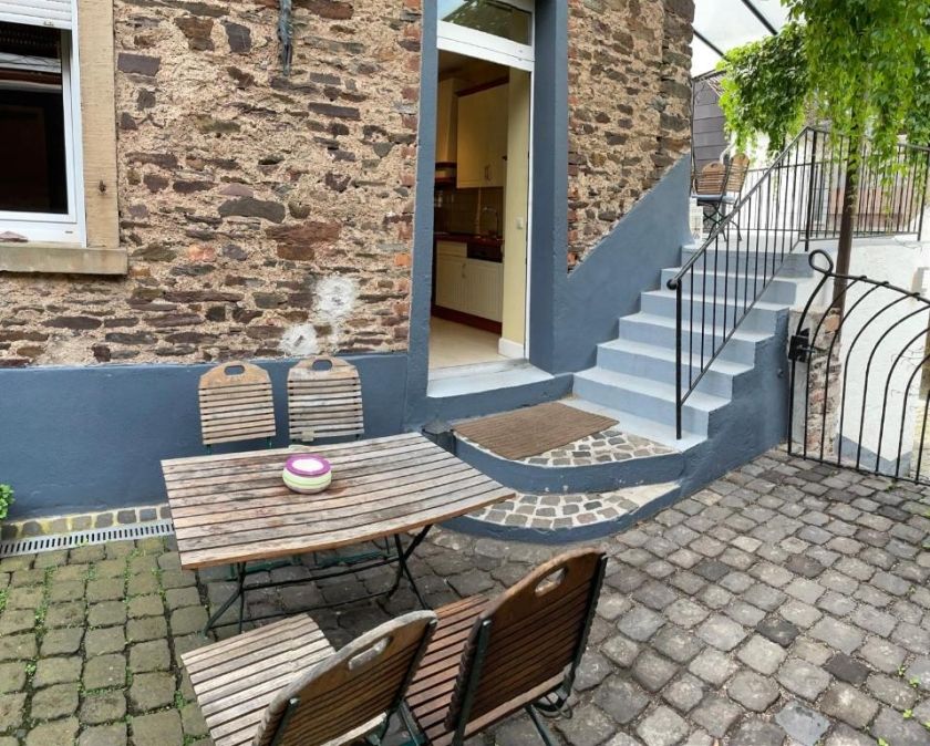 Mosel Ferienwohnung im Weingut Borchert – Springiersbacher Hof