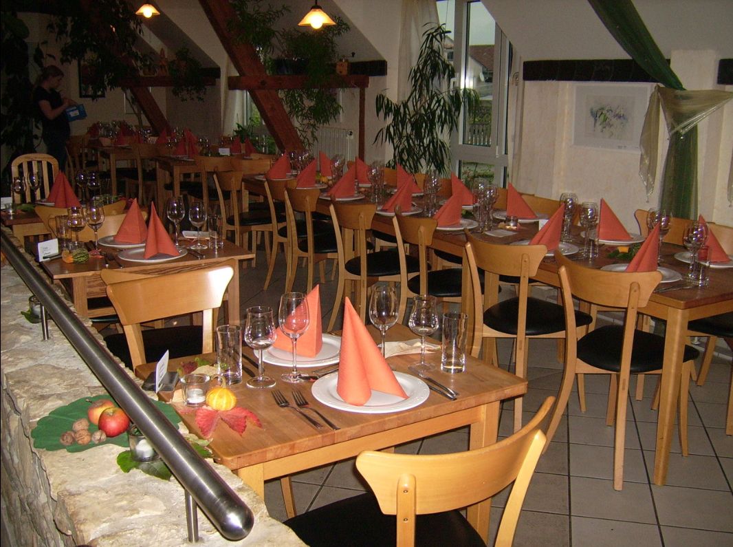 Dietz Wein & Sekt - Straußwirtschaft, Gutsschänke und Weingut - Rheinhessen