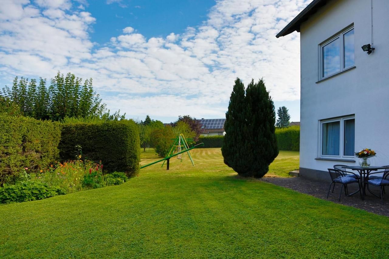 Ferienwohnung und Gästezimmer Haus Berndorf