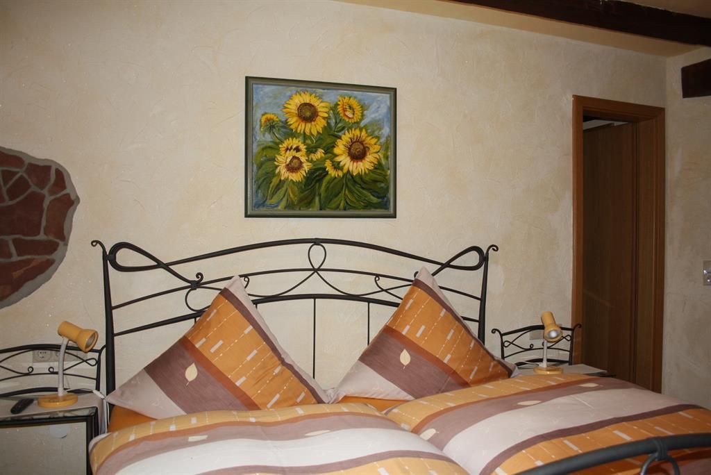 Weingut & Gästezimmer Herrenhof