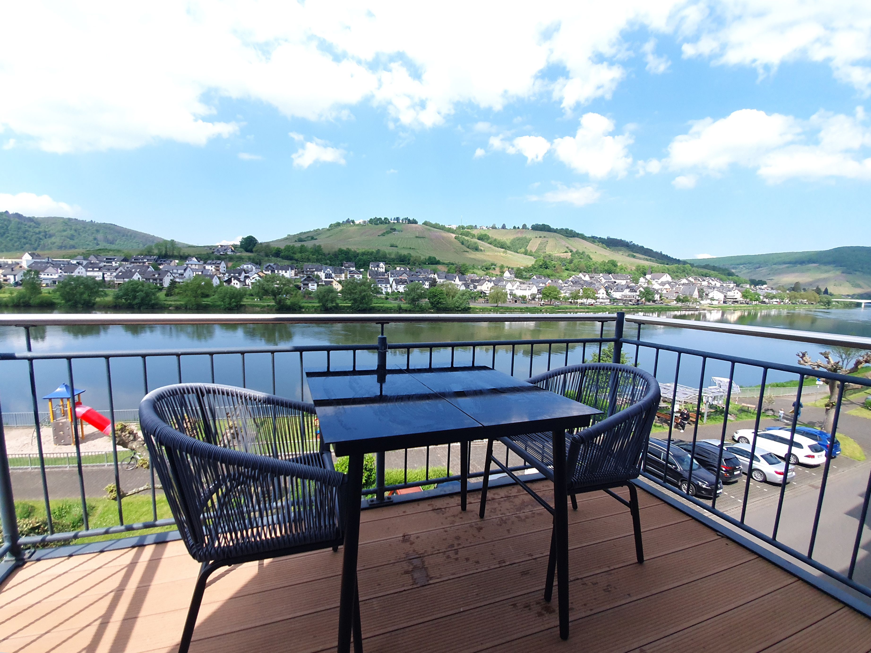 Fewo Hallenbach mit herrlichem Moselblick