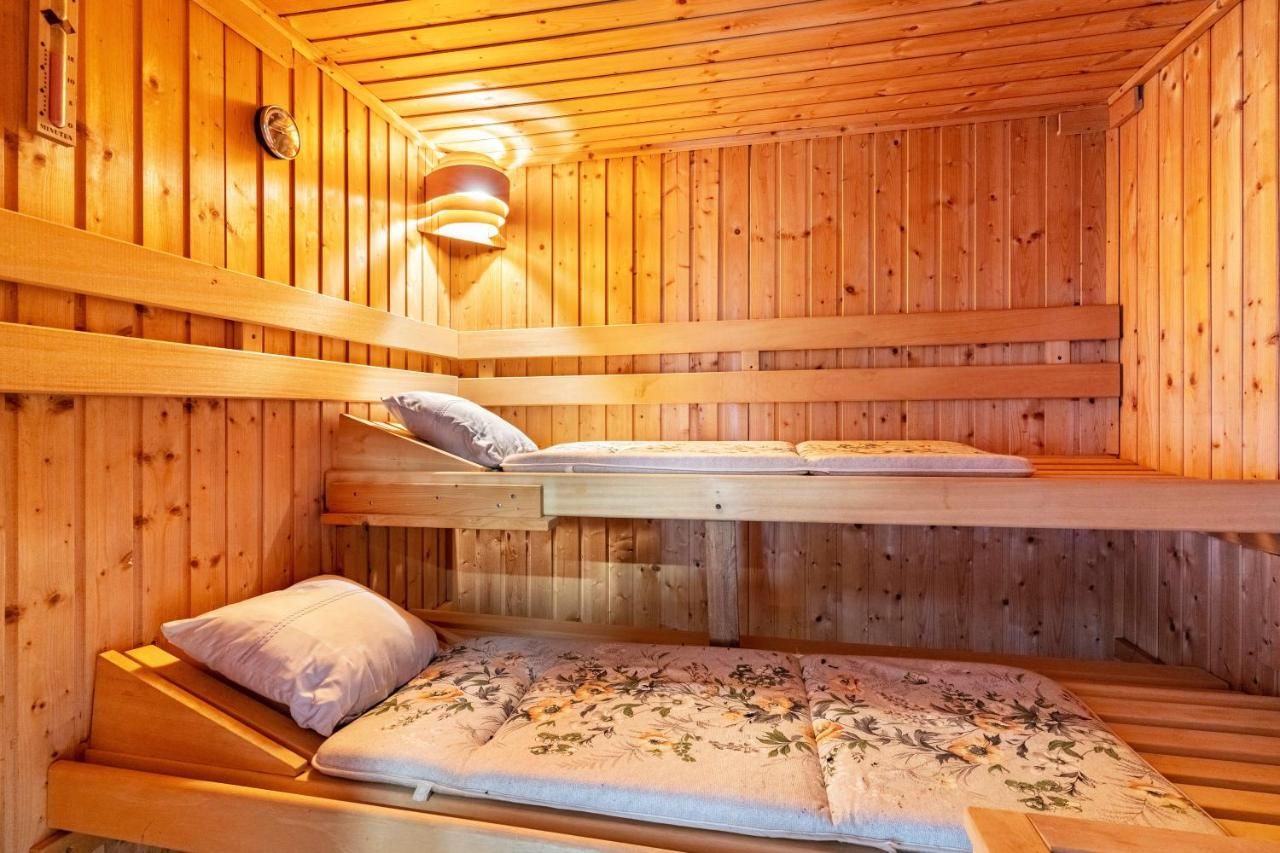  Ferienhaus Burghalde mit Sauna