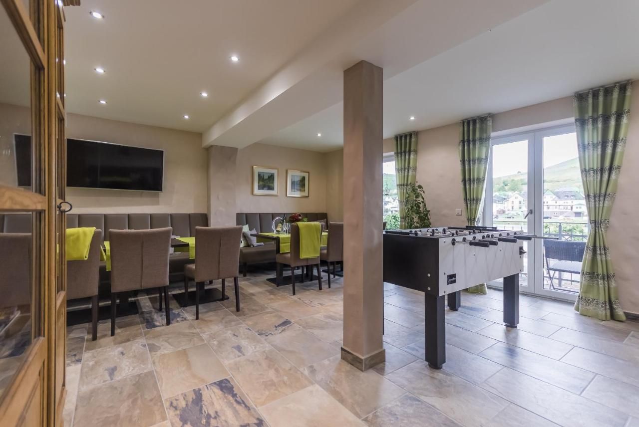 Hotel-Weinhaus Mayer