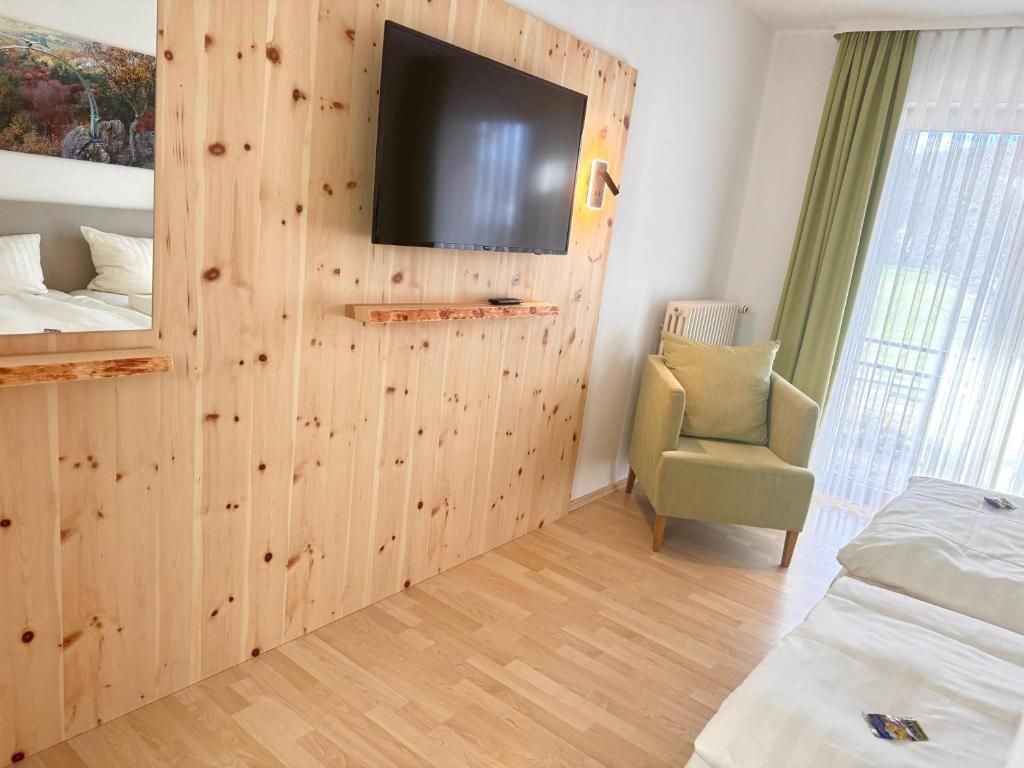 Verwöhnhotel Bastenhaus - Stollhof Hotel-Restaurant