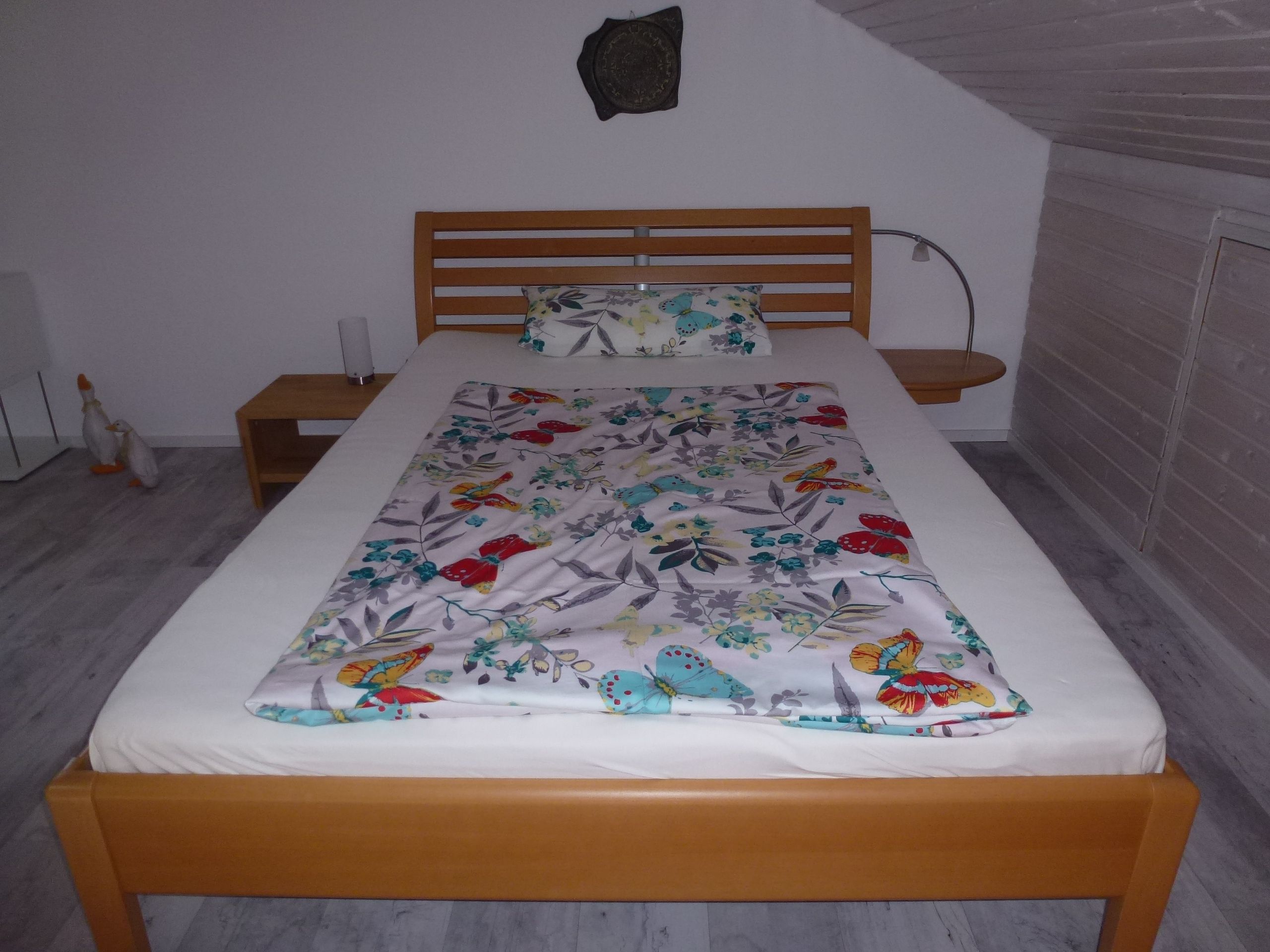 Schlafecke im Wohnzimmer bei drei Personen