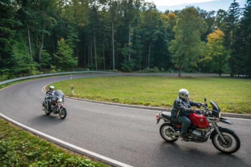 KURVENREICHES MUSIKANTENLAND