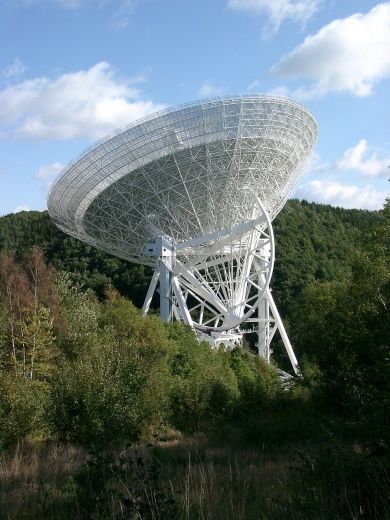 radio-telescope-505139_1280