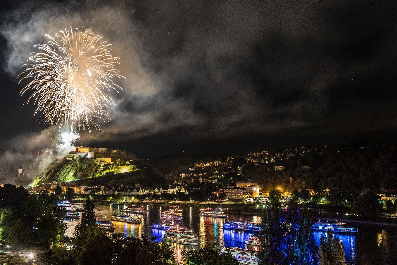 Faszinierend Veranstaltungen Koblenz Heute Deutsches Eck Bild